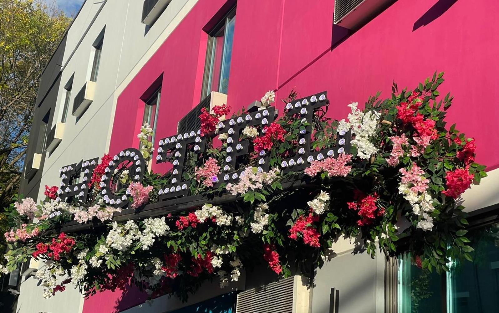 Hotel Opus Bronx Near Bay Plaza Mall New York Exterior foto
